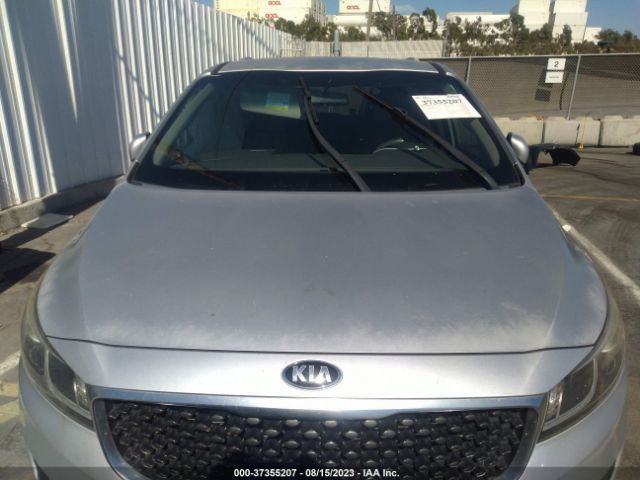 KNDMB5C18F6073703 KIA SEDONA LX