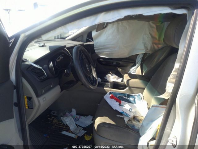 KNDMB5C18F6073703 KIA SEDONA LX