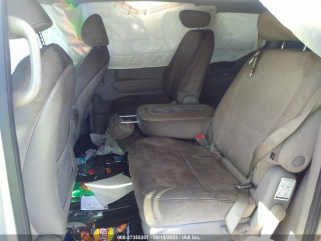 KNDMB5C18F6073703 KIA SEDONA LX