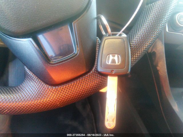 19XFC2F6XKE041884 Honda Civic Sedan Lx