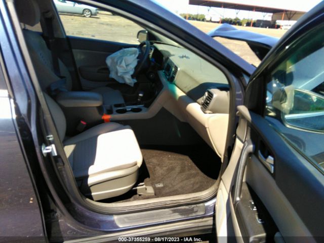 KNDPM3AC1J7475002 KIA Sportage Lx