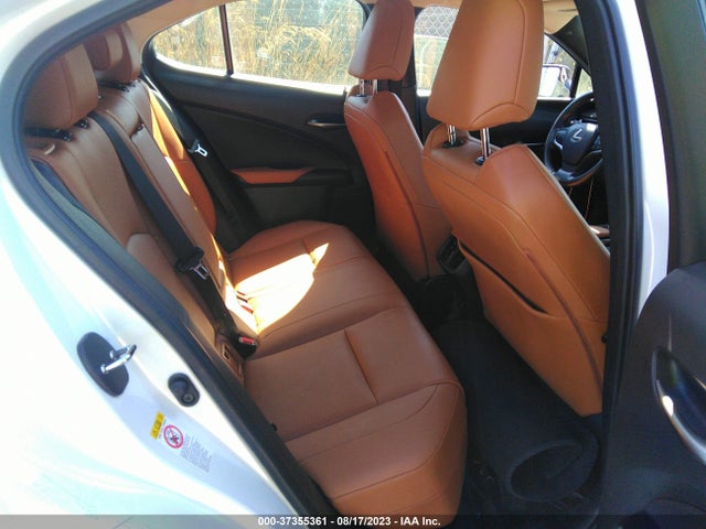 JTHY3JBH9K2003584 Lexus Ux Ux 200