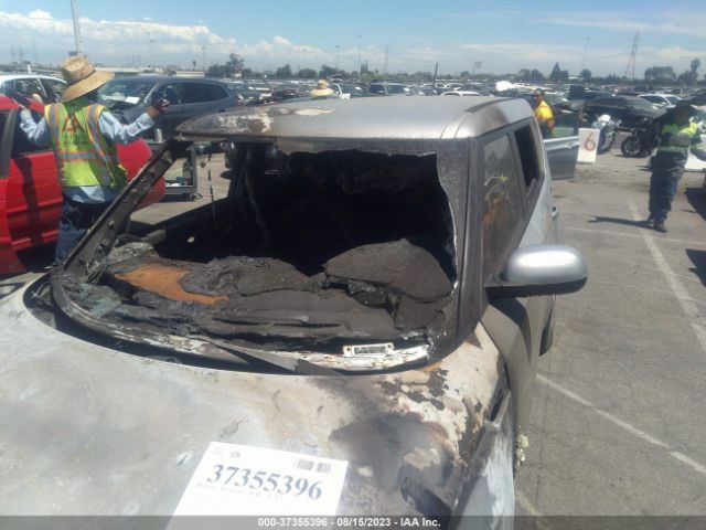 KNDJN2A28E7735809 KIA Soul Base