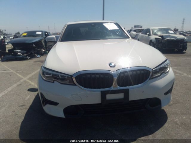 WBA5R1C54KAK09373 BMW 3 Series 330i