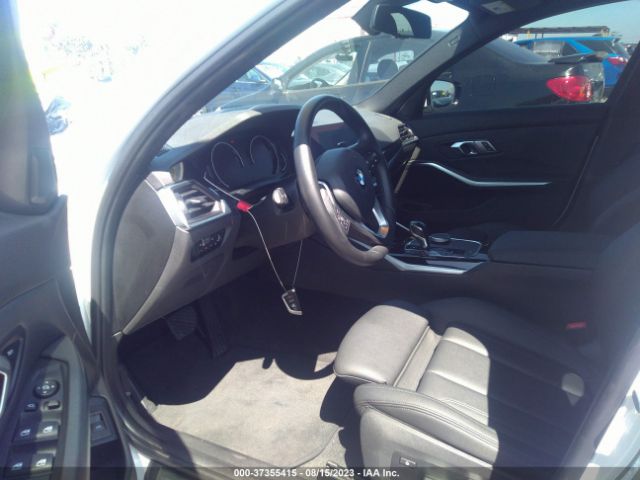 WBA5R1C54KAK09373 BMW 3 Series 330i