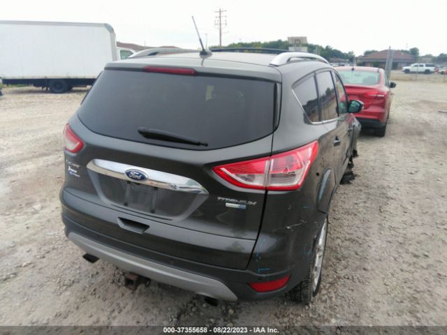 1FMCU9J95FUA52501 Ford Escape Titanium