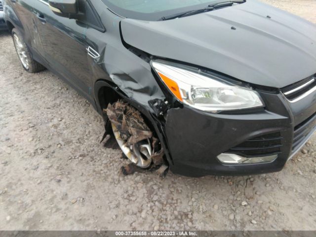 1FMCU9J95FUA52501 Ford Escape Titanium