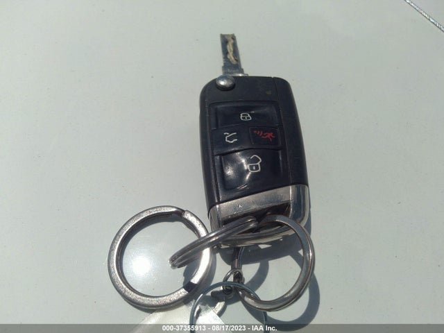 3VW4T7AU5FM024607 Volkswagen GOLF GTI S