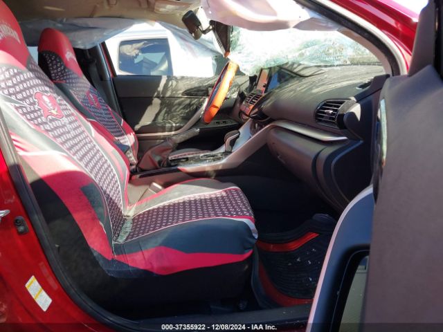 JA4ASUAA4NZ057666 Mitsubishi Eclipse Cross Es