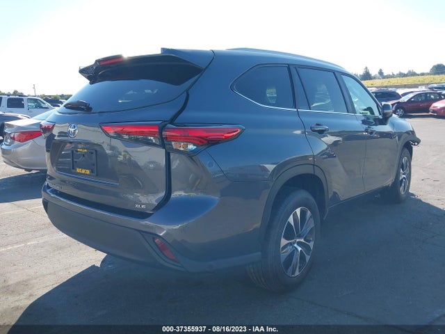 Toyota Highlander Xle 2023 5TDKDRAH8PS022356 Image 4