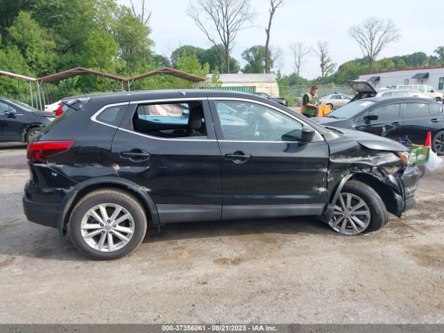 JN1BJ1CP0JW165133 Nissan Rogue Sport S/sv/sl
