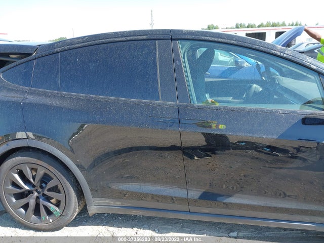 2023 Tesla Model X, VIN: 7SAXCDE52PF368034