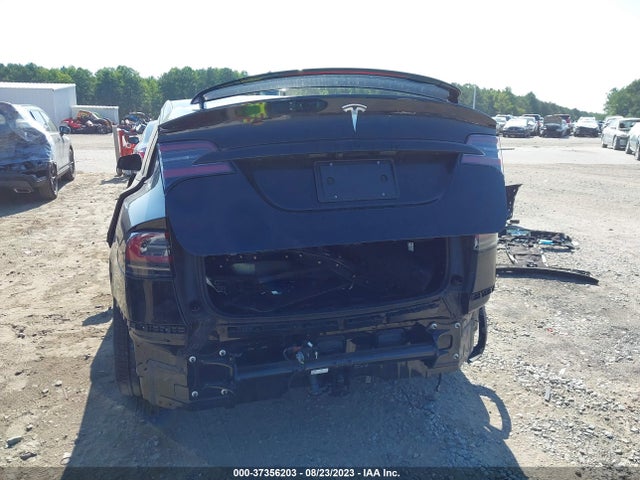 2023 Tesla Model X, VIN: 7SAXCDE52PF368034