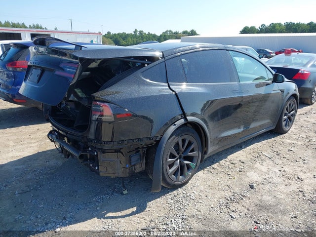 2023 Tesla Model X, VIN: 7SAXCDE52PF368034