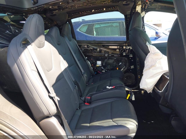 2023 Tesla Model X, VIN: 7SAXCDE52PF368034