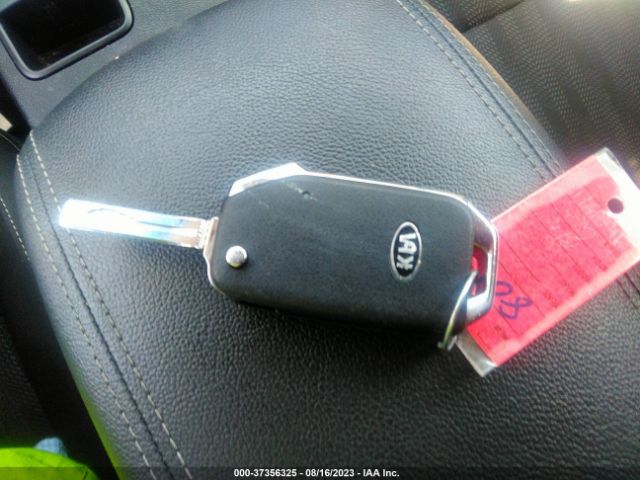 KNDPM3AC1N7015912 KIA Sportage Lx