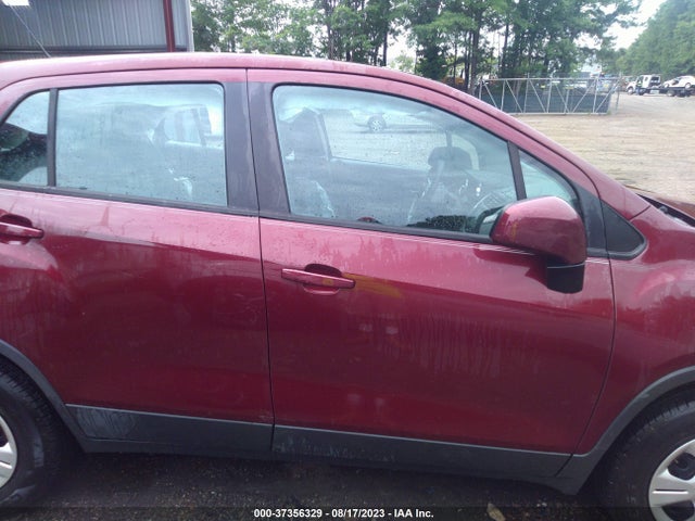 Chevrolet TRAX LS 2016 3GNCJKSB8GL234265 Image 13