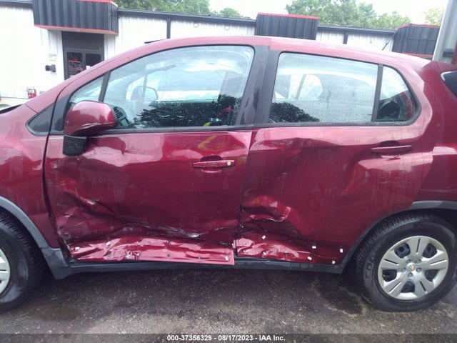 Chevrolet TRAX LS 2016 3GNCJKSB8GL234265 Image 14