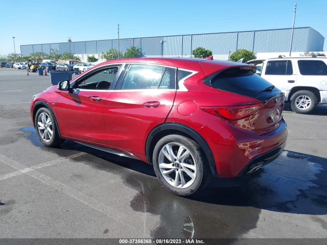 SJKCH5CP8JA056658 Infiniti Qx30 Luxury