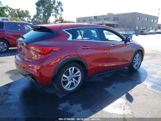 SJKCH5CP8JA056658 Infiniti Qx30 Luxury