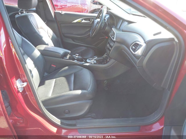 SJKCH5CP8JA056658 Infiniti Qx30 Luxury