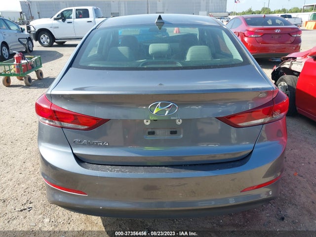 2018 HYUNDAI ELANTRA SEL VIN: 5NPD84LF8JH372529