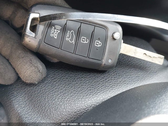 Hyundai Santa Fe Se 2019 5NMS23ADXKH132028 Image 11