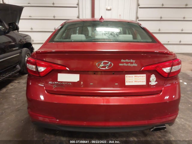 2015 HYUNDAI SONATA 2.4L SE VIN: 5NPE24AF6FH156145