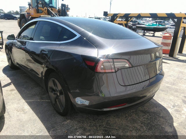 Tesla Model 3 Long Range 2018 5YJ3E1EB0JF090963 Image 10