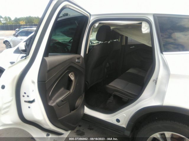 1FMCU0GD4HUC97848 Ford ESCAPE SE