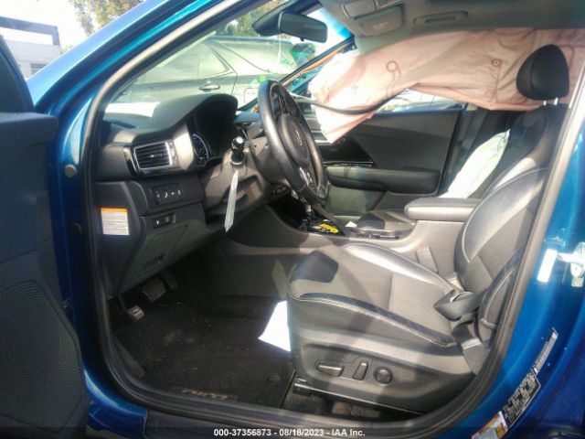 KNDCC3LC5H5048653 KIA NIRO EX
