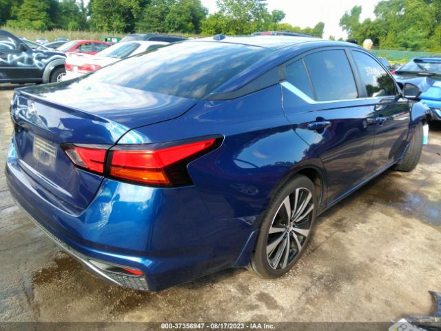 1N4AL4CV9KC240505 Nissan Altima 2.0 Sr