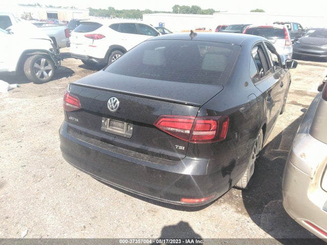 3VWD17AJ4GM384870 Volkswagen Jetta Sedan 1.8t Sport