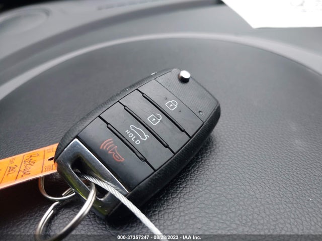 KIA FORTE LX 2017 3KPFK4A7XHE054979 Image 11