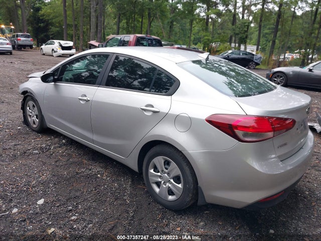 KIA FORTE LX 2017 3KPFK4A7XHE054979 Image 3