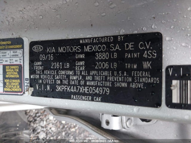 KIA FORTE LX 2017 3KPFK4A7XHE054979 Image 9