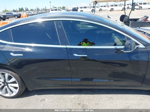 Tesla MODEL 3 2018 5YJ3E1EB7JF184712 Image 24
