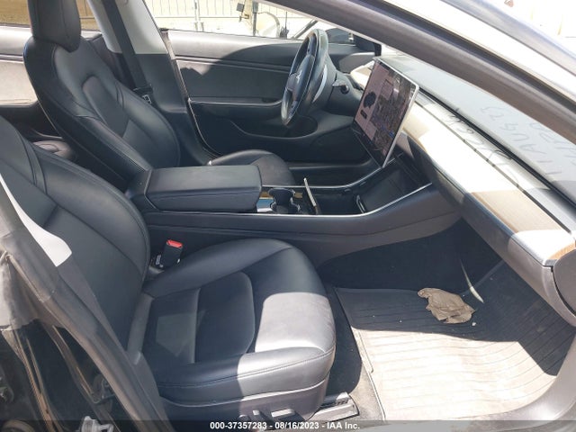 Tesla MODEL 3 2018 5YJ3E1EB7JF184712 Image 17