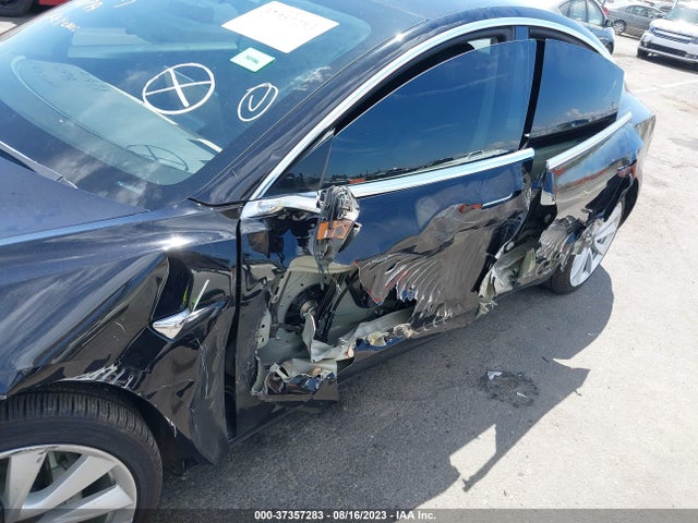 Tesla MODEL 3 2018 5YJ3E1EB7JF184712 Image 18