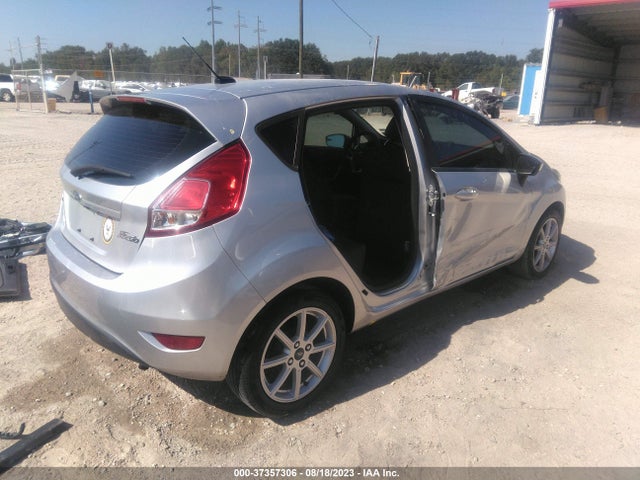 Ford FIESTA SE 2019 3FADP4EJ8KM106871 Image 4
