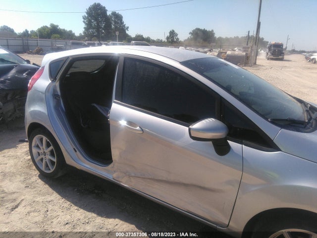 Ford FIESTA SE 2019 3FADP4EJ8KM106871 Image 6