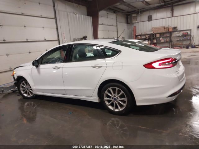 3FA6P0HDXHR189934 Ford FUSION SE