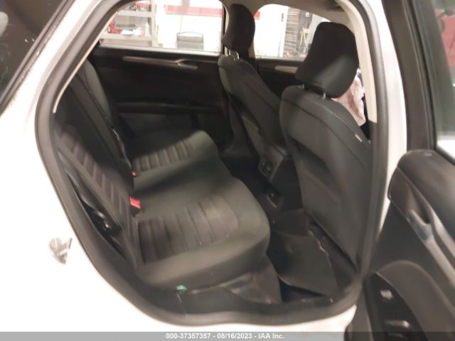 3FA6P0HDXHR189934 Ford FUSION SE