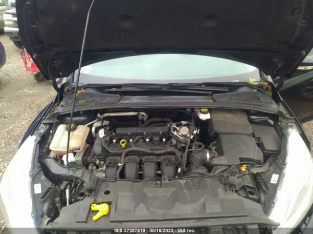 1FADP3K20HL335191 Ford FOCUS SE