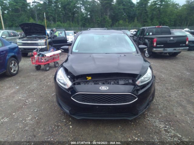 1FADP3K20HL335191 Ford FOCUS SE