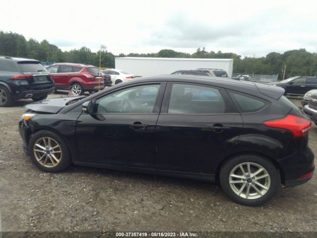 1FADP3K20HL335191 Ford FOCUS SE