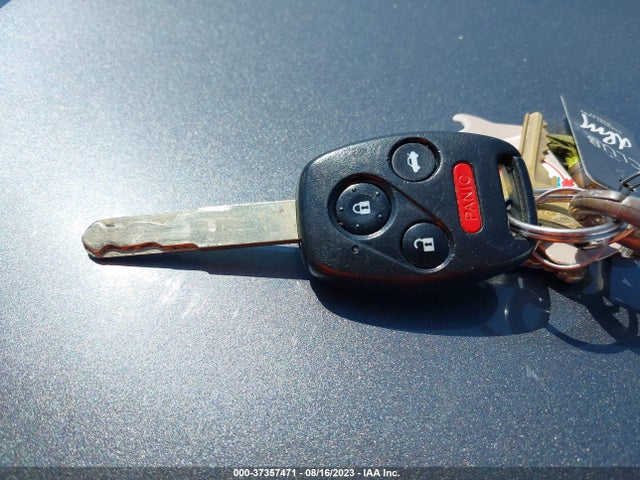 2013 HONDA CIVIC SDN EX-L VIN: 19XFB2F93DE045372