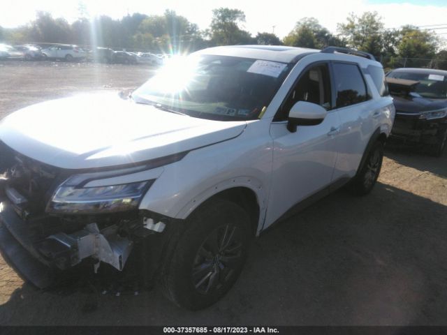 5N1DR3BD3NC237222 Nissan Pathfinder Sv