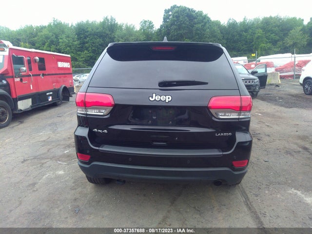 1C4RJFAG7JC195100 Jeep Grand Cherokee Laredo E