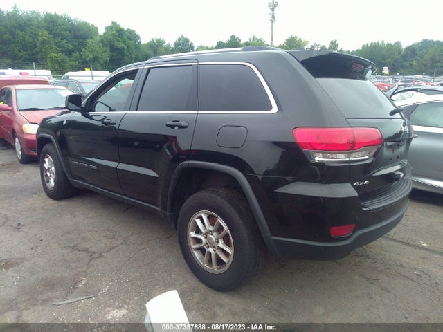 1C4RJFAG7JC195100 Jeep Grand Cherokee Laredo E